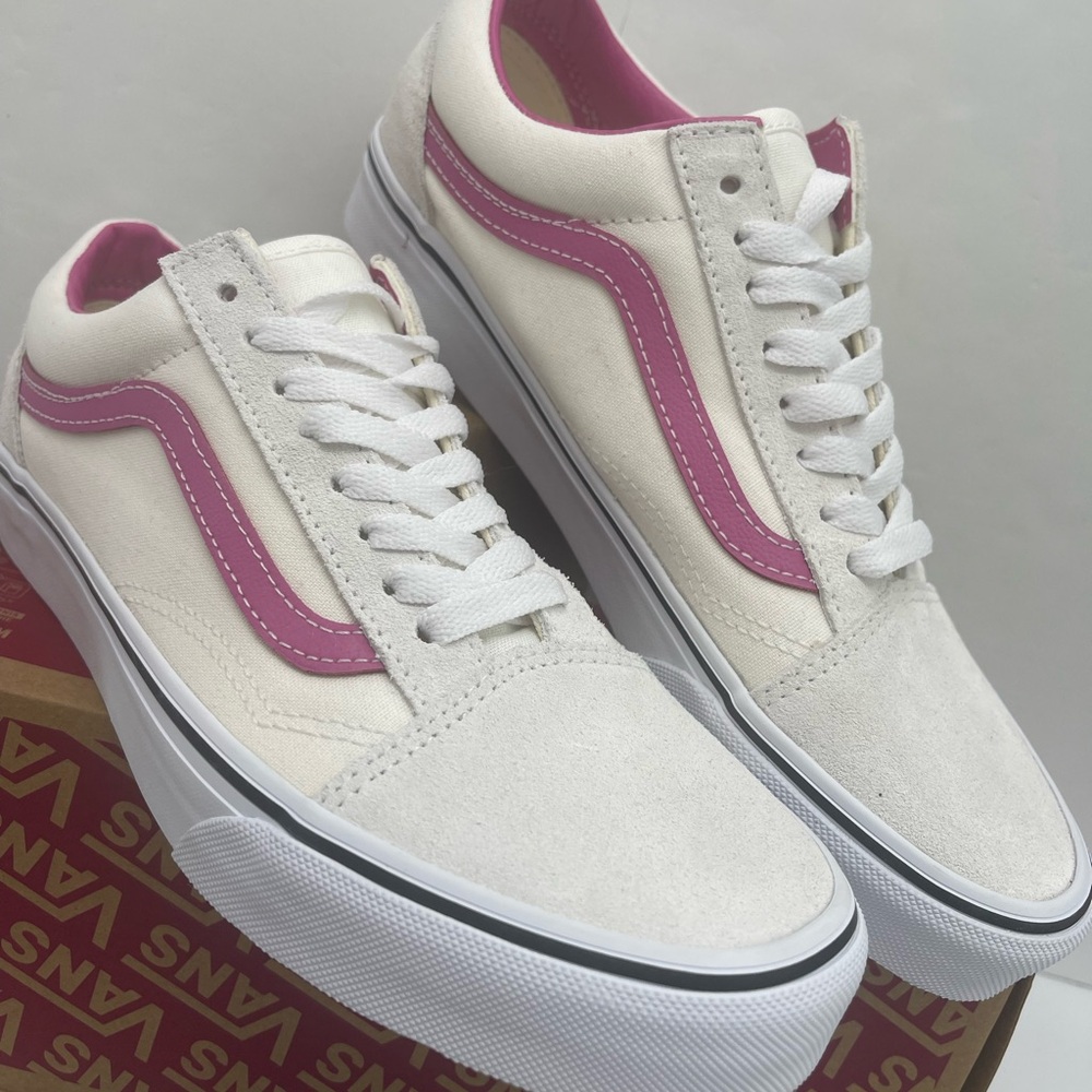 Vans Men’s Old Skool
Pop Raspberry Rose Sneakers
VN000CR5YLZ
Cream Pink Low-To - Picture 9 of 16